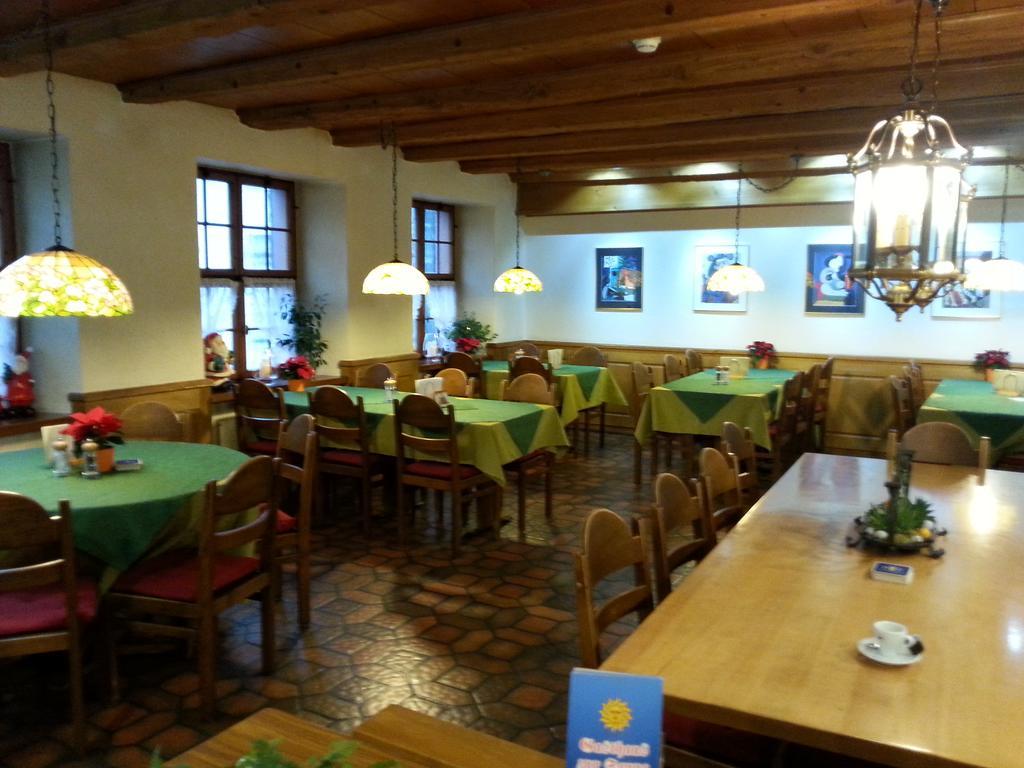 Gasthaus Zur Sonne Aesch  エクステリア 写真