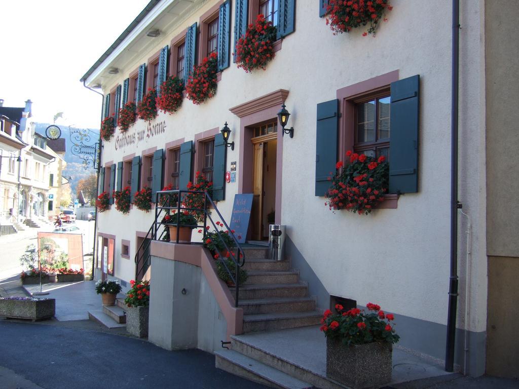 Gasthaus Zur Sonne Aesch  エクステリア 写真